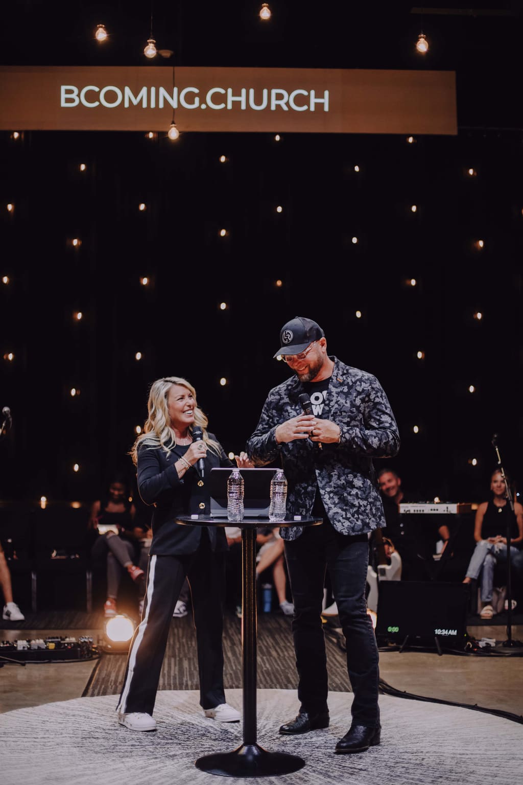 Audience listening during a leadership event